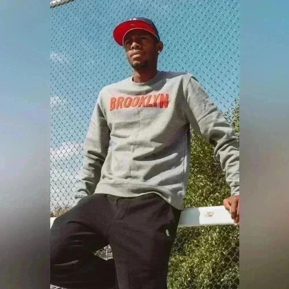 Brooklyn Industries Men's Captain Crewneck Sweatshirt in Grey Orange Size Small